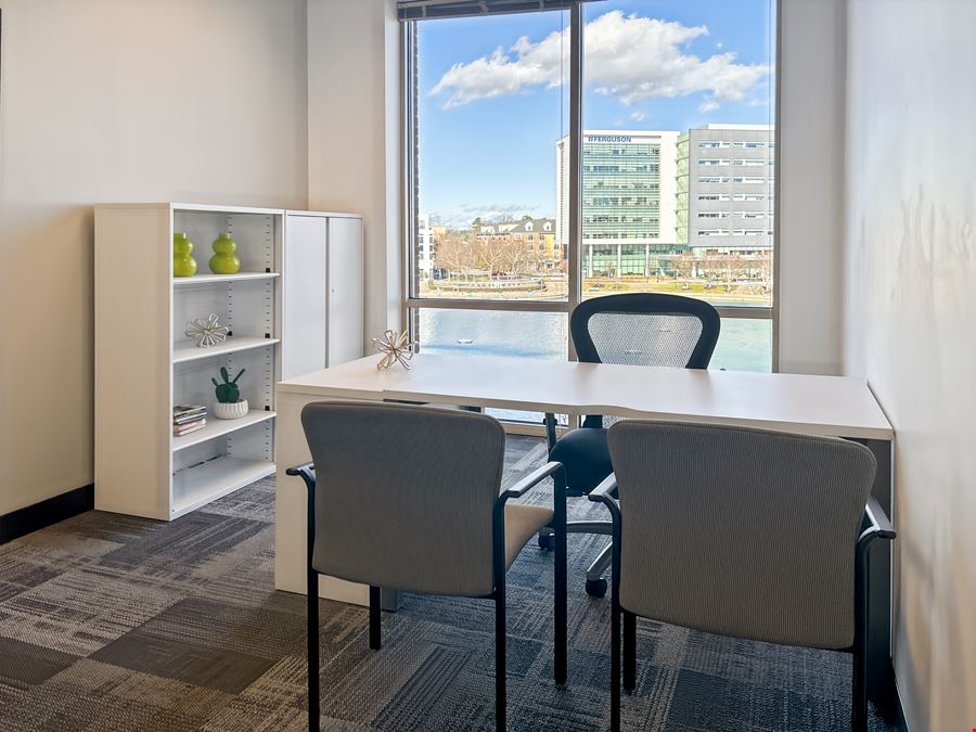 Regus - Newport News - Oyster Point