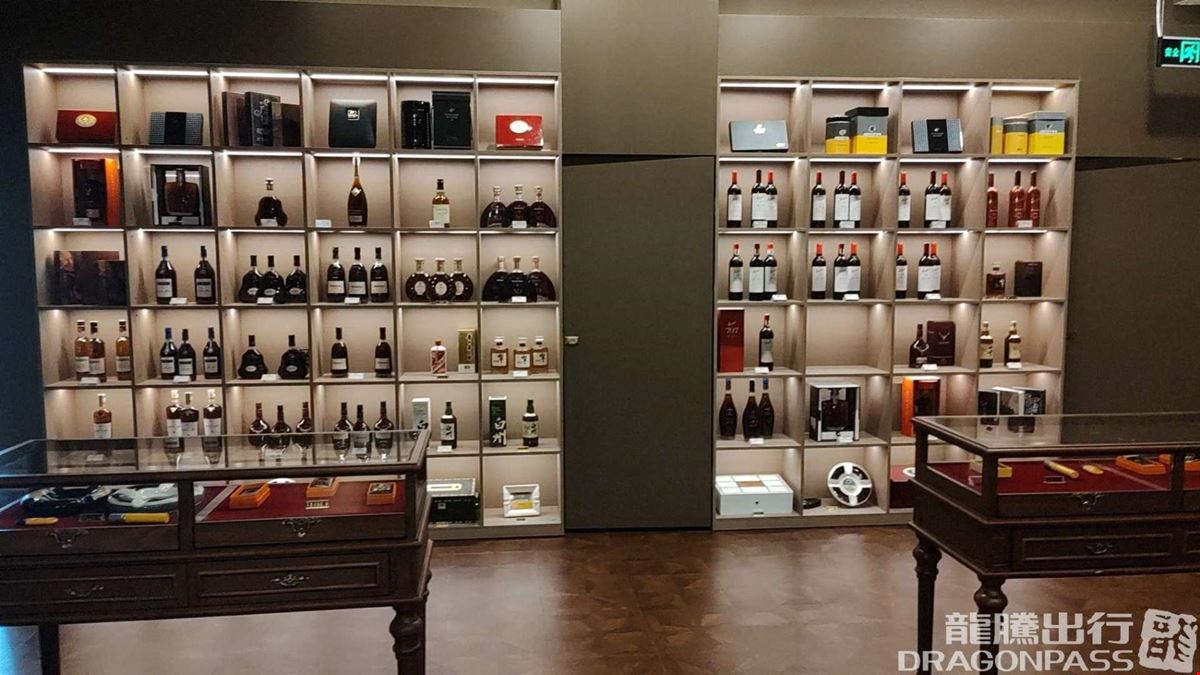 Cuba Pavilion Lounge Phoenix International Airport Terminal 1