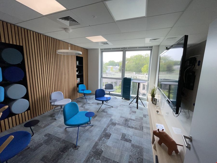 LE VINGT-ET-UN Orsay