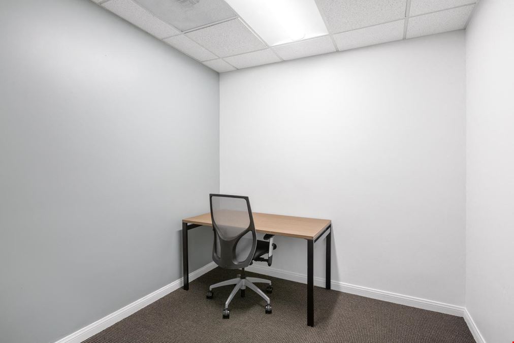 CA, Santa Barbara - Downtown Santa Barbara