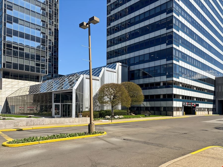Regus - Stamford - One Plaza
