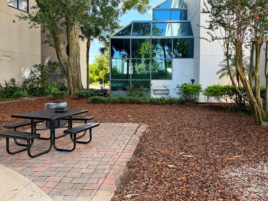 HQ - Orlando - Sand Lake