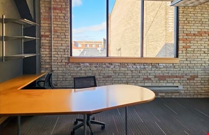 Regus - Green Bay - Adams St