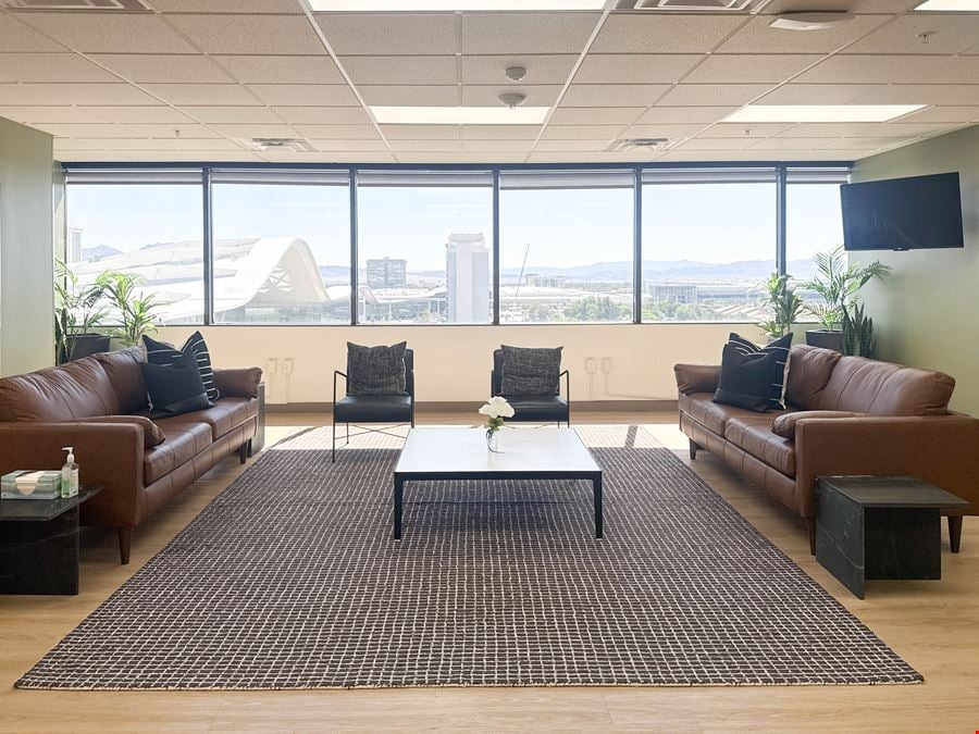 NV, Las Vegas - Convention Center Dr.