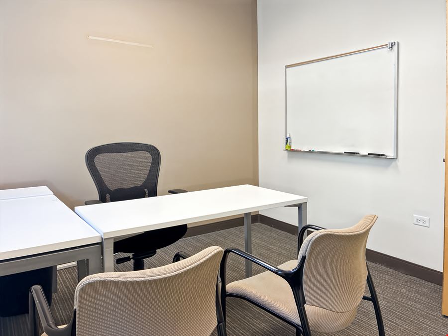 Regus - St Charles - The Plaza
