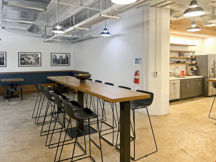 Regus - Jersey City - Bay Street