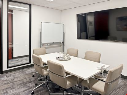 WA, Bellevue - NE 4th St