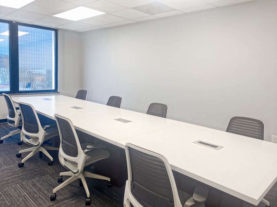 NC, Winston-Salem - W Third St