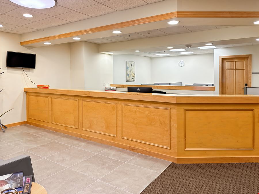 MD, Bethesda - Wisconsin Ave