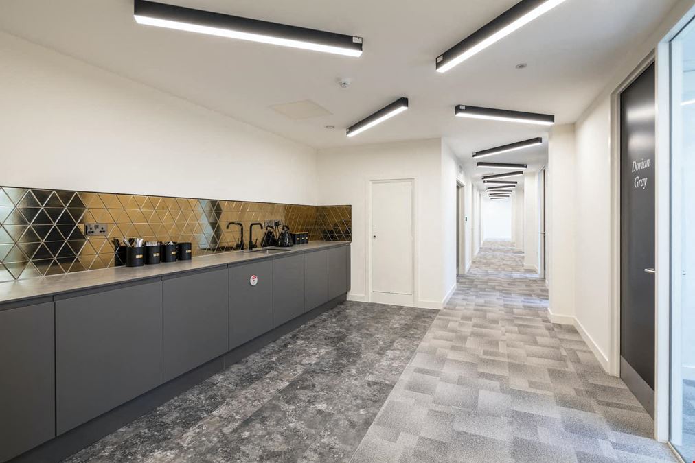 The Boutique - Ealing