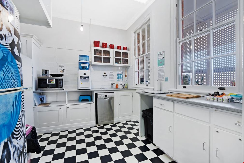 Salt Space Coworking - New Farm