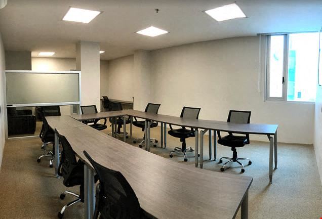 Panal Coworking - Del Portal Building