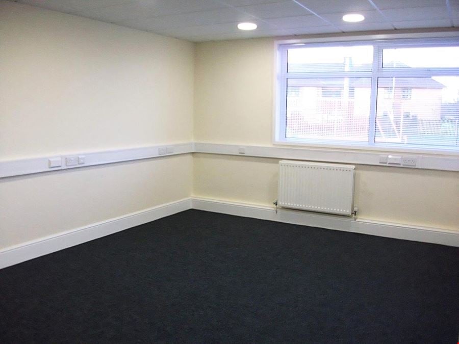 Storage Giant - Cwmbran