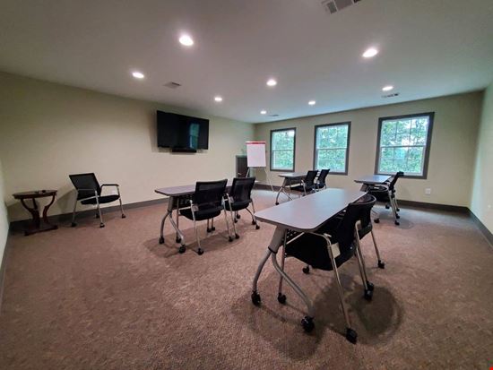 Preview of Qbix Centre Office space for Rent in Macon