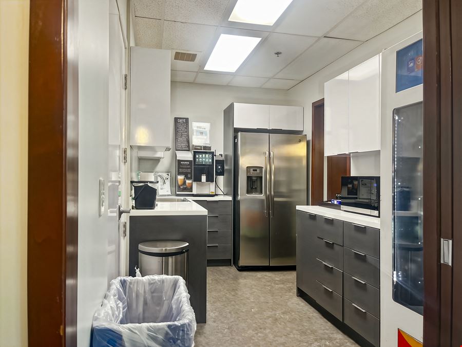 Regus - Calgary – One Executive Place