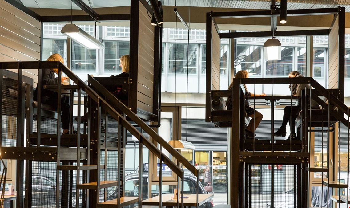 Fora - The Stanley Building