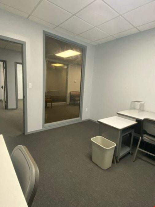 212 South Timberland Drive