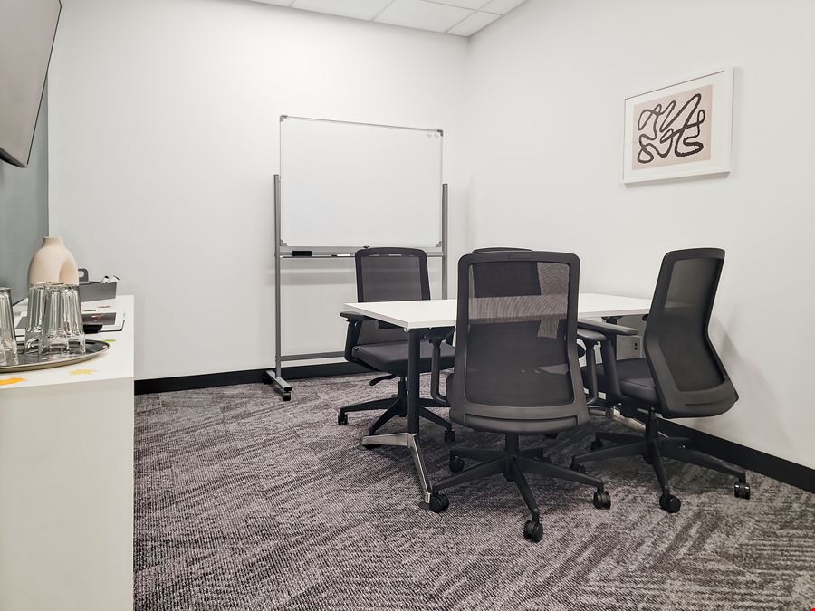 WI, Franklin - Ballpark Dr