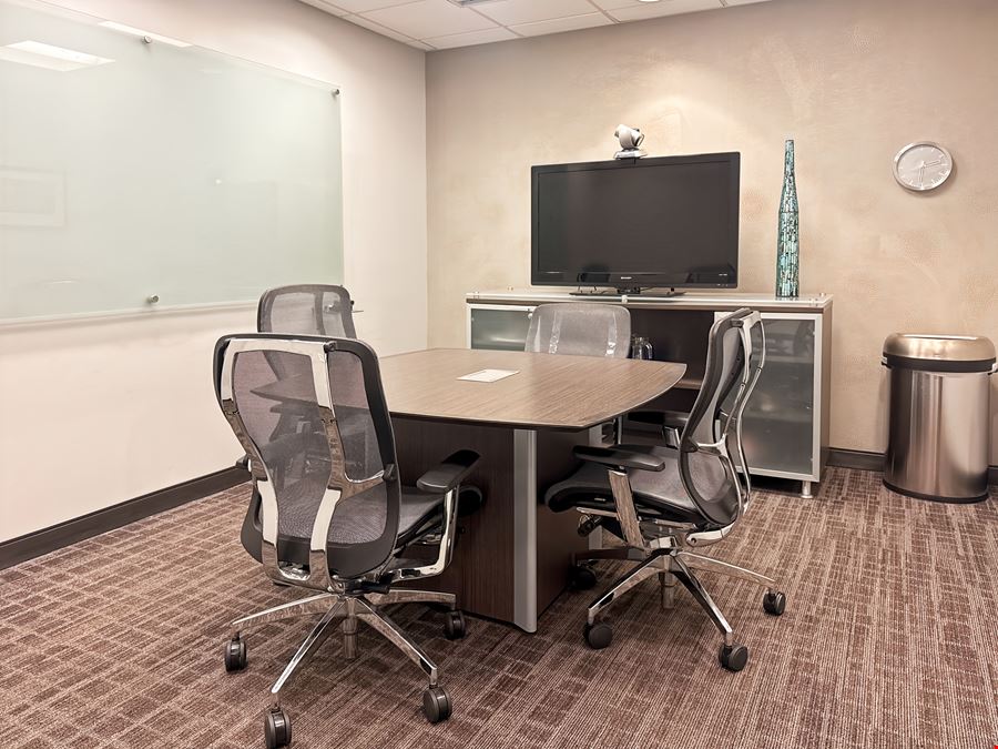 LA, New Orleans - Metairie - One Lakeway