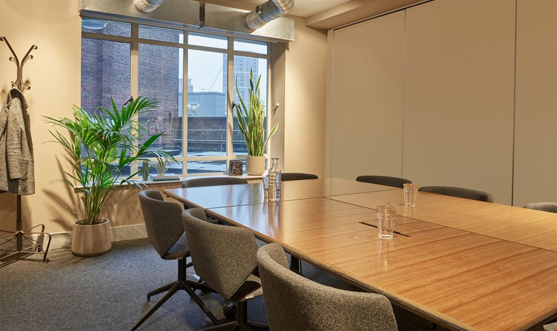 Fora - No.1 Aire Street