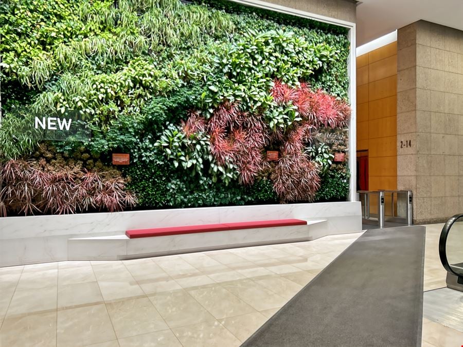 IL, Chicago - 401 North Michigan