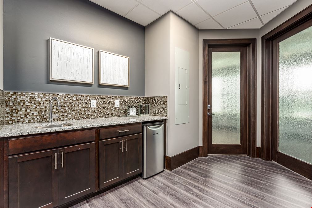 Link Office Suites at WestClay