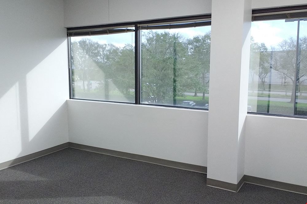 Workstyle Flexible Spaces - 12808 West Airport Blvd