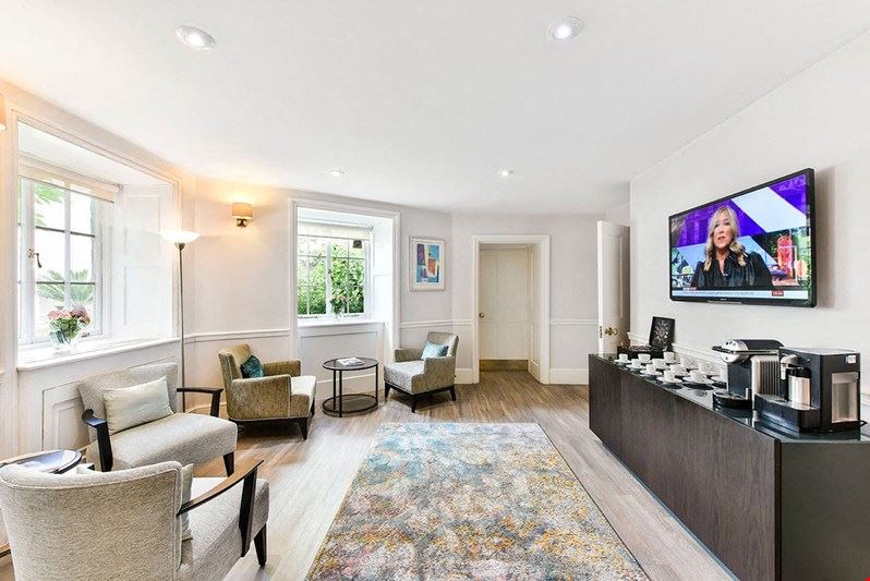 Argyll - 32 Curzon Street
