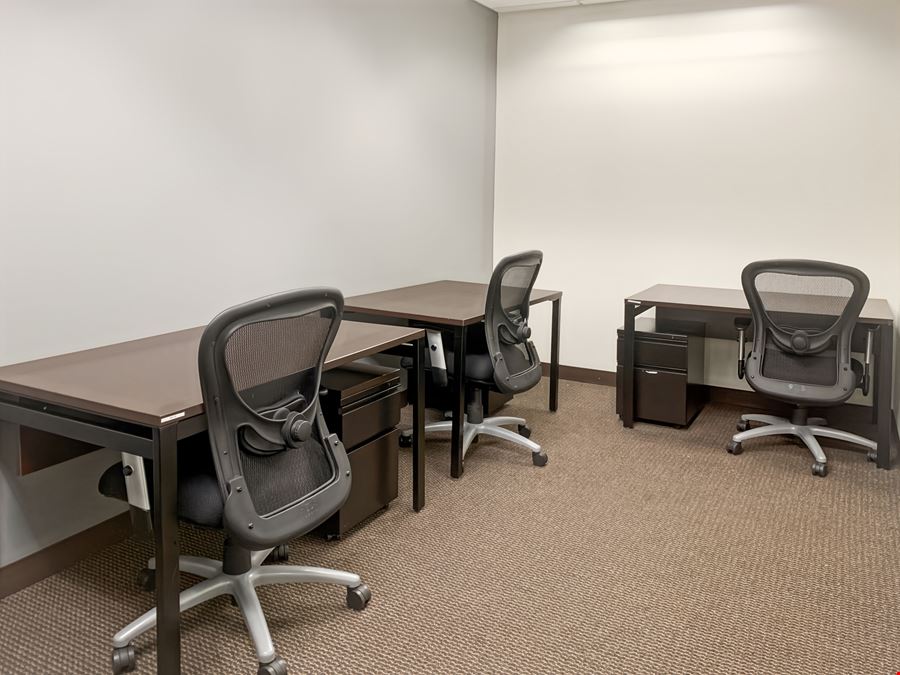 Regus - Dearborn