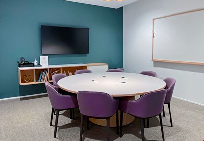 NC, Raleigh - Spaces Crabtree Terrace