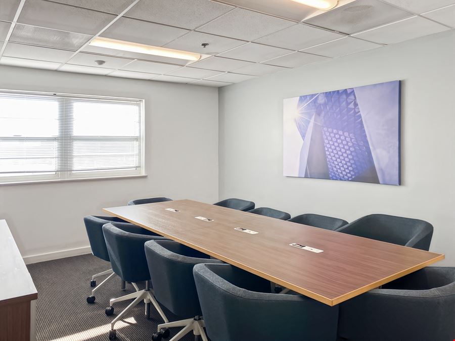 CA, Santa Barbara - Downtown Santa Barbara