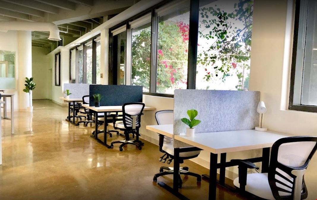 W Suites @ 1001 Wilshire