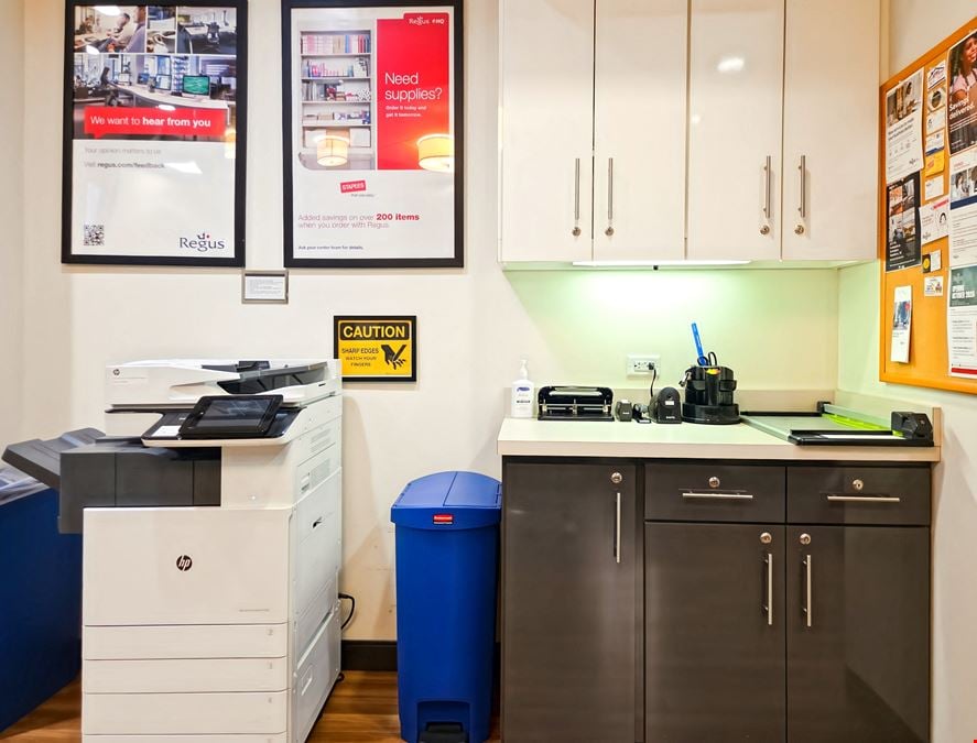 Regus - Columbia - Main Street