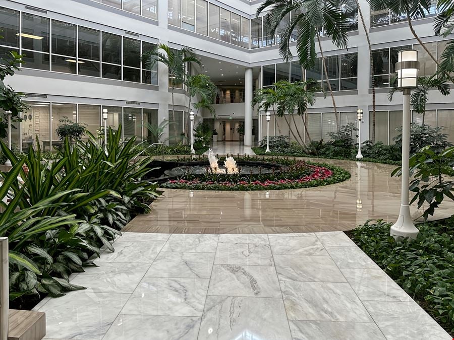 Regus - Miami Airport - Waterford