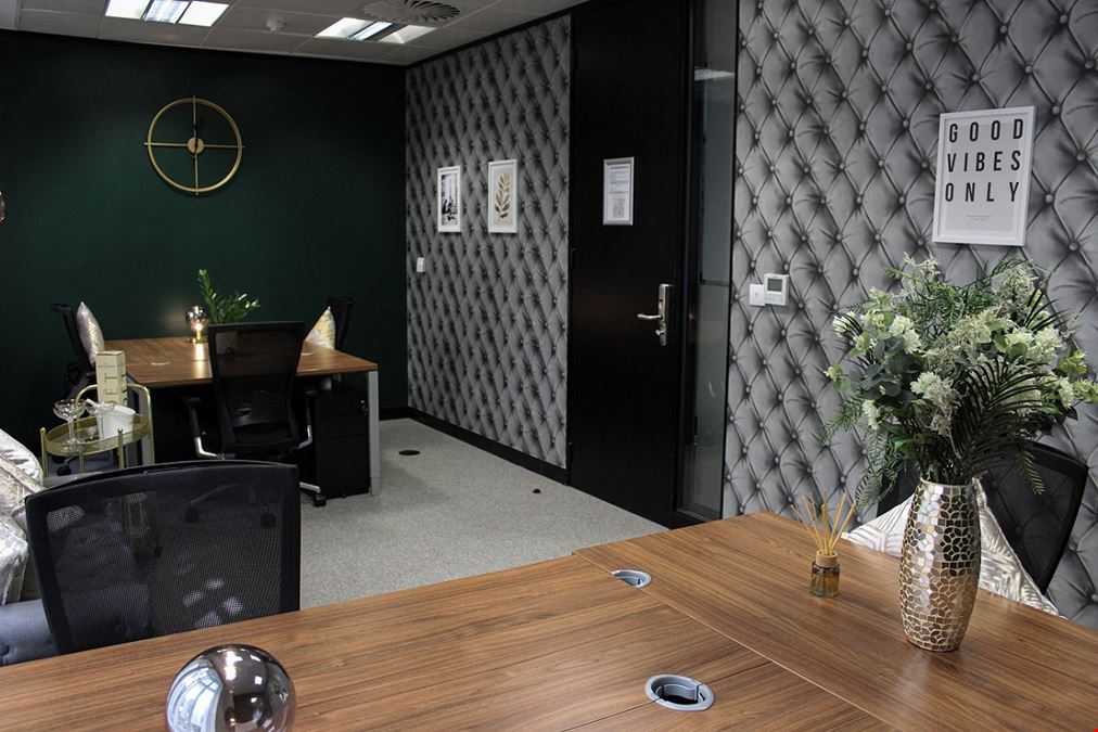 One Avenue Group - Birchin Court