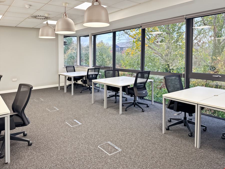 Regus - Taunton Courtenay House