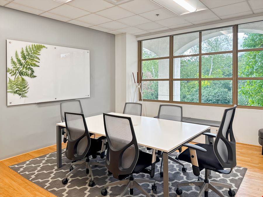 CA, Calabasas - Spaces Park Calabasas