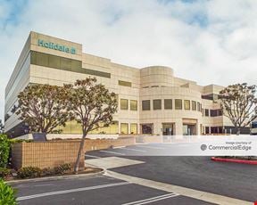 8 Corporate Park