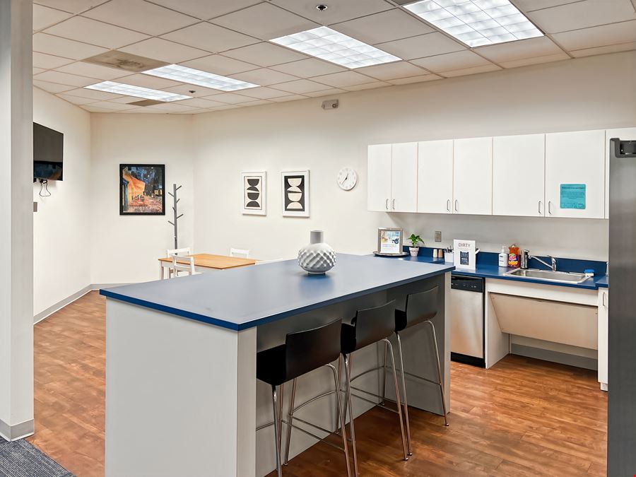 Regus - Shelton - 1 Waterview Dr