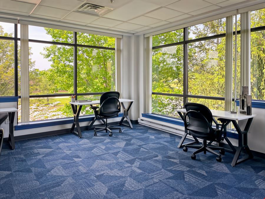 PA, Center Valley - Saucon Creek Rd