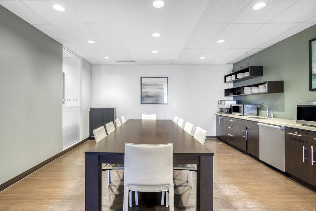 QC, Montreal - Place d'Armes