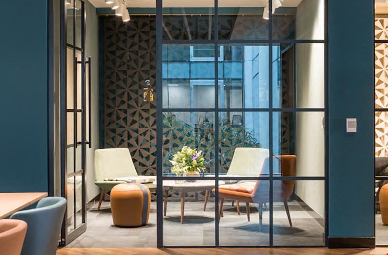 Landmark: Oxford Street