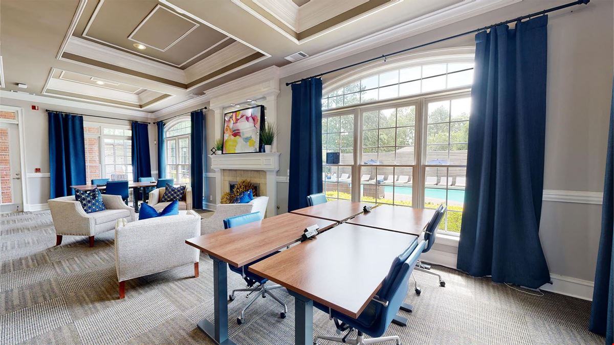 Apt CoWork at Retreat at Peachtree City - Open Seating
