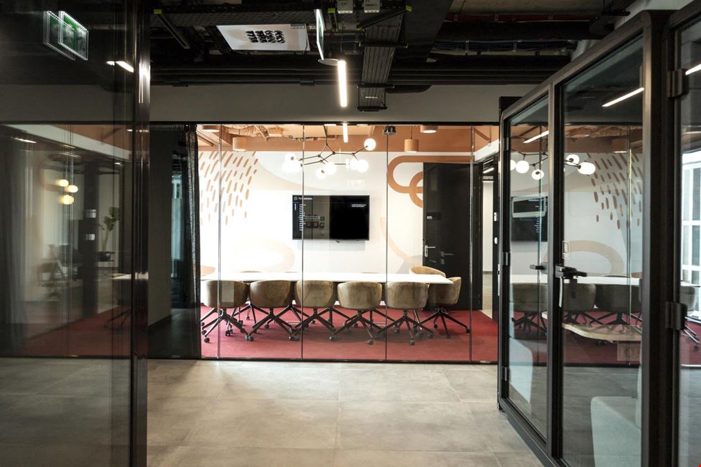 City Space - Face2Face