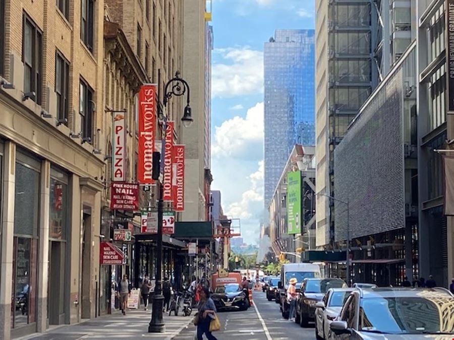 Nomadworks - Times Square