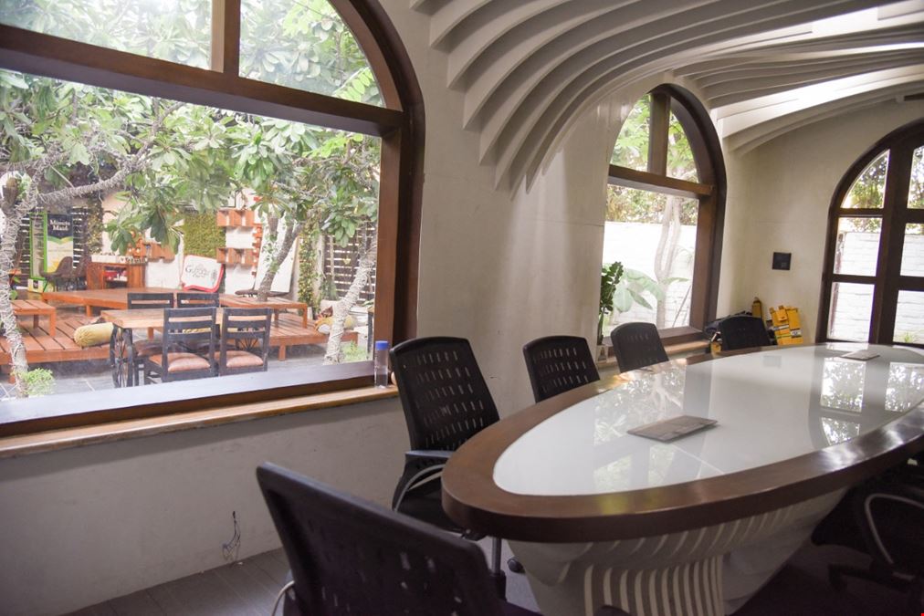 Guftagu Cafe Co Working