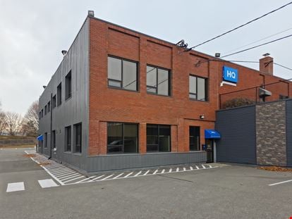 HQ - Bangor Main Street