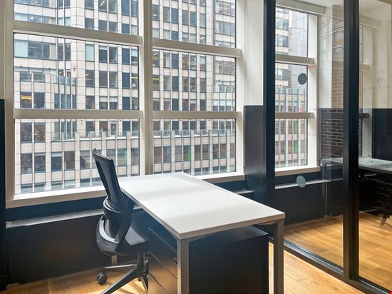 NY, New York - Met Tower