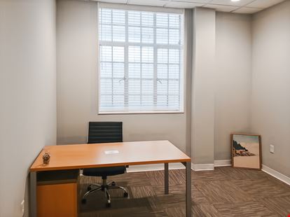 Regus - Jackson East Capitol St