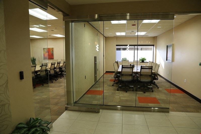 Avanti Workspace (Broadway Media)